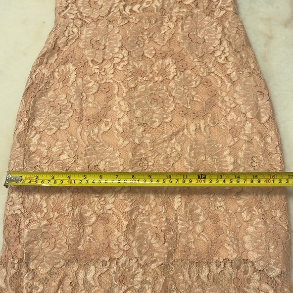 DEAL! $20! Dusty Rose Pink Lace Dress Lulu’s Halter Back Fitted Knee Length - Picture 7 of 10